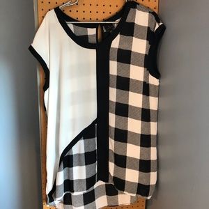 Worthington Sleeveless Blouse